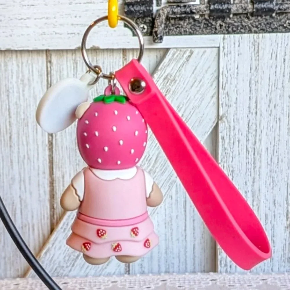 NWOT Starbucks Strawberry 🍓 Bearista Bear Keychain Bag Charm Asia Release - Picture 4 of 4